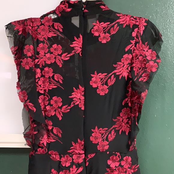 Romeo and Juliet Couture  dress - Picture 9 of 9